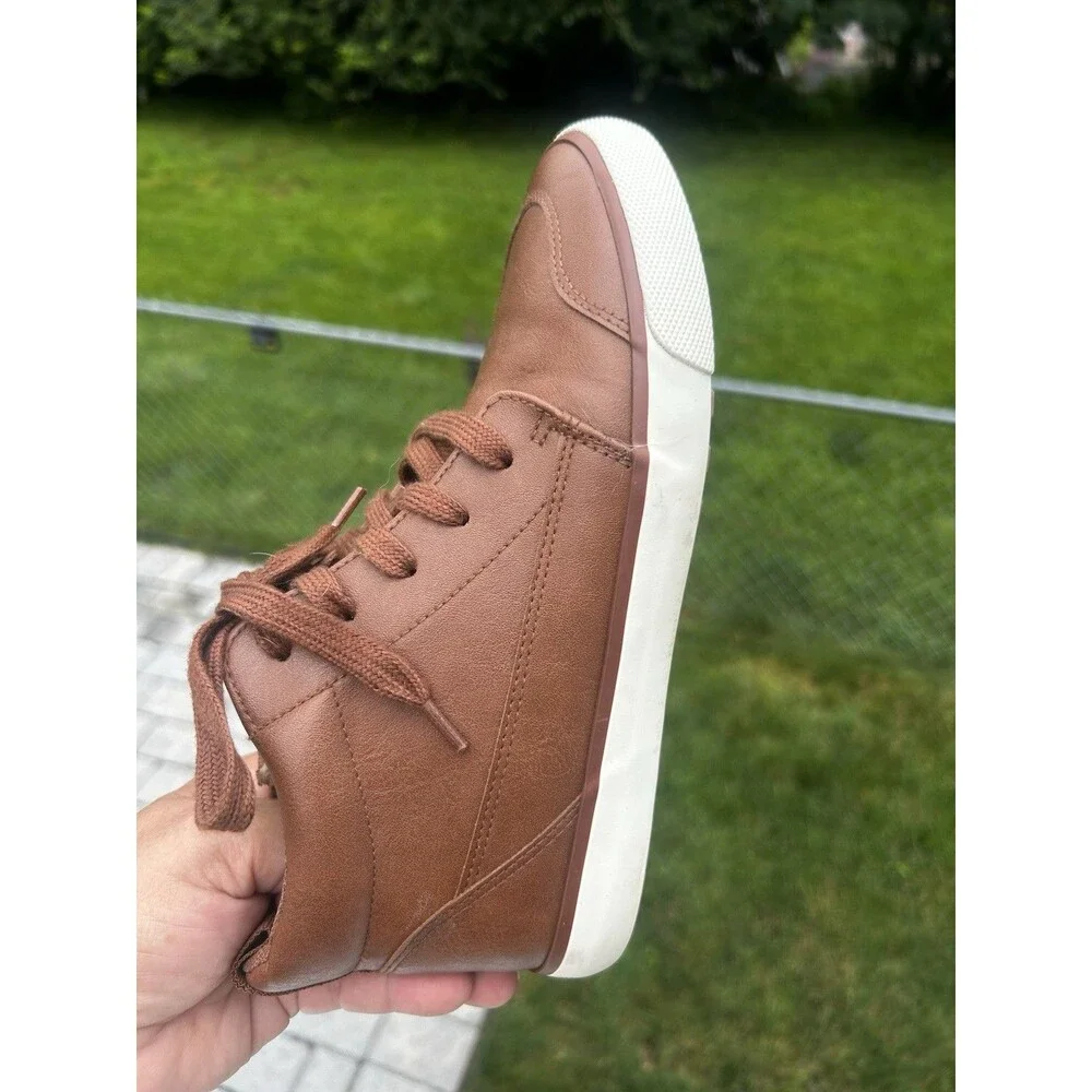 Wonder Nation Kids Size 4 Brown High Top Sneakers Lace Up Side Zip